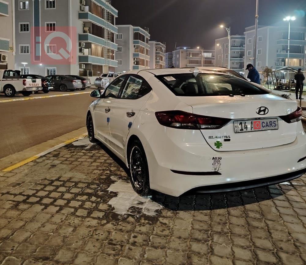 هيونداي النترا